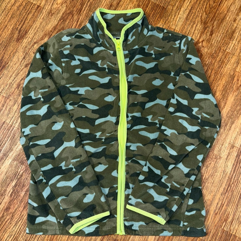 OshKosh B’gosh Fleece Jacket Boys Size 14 Camo Full Zip Green Army Print Soft